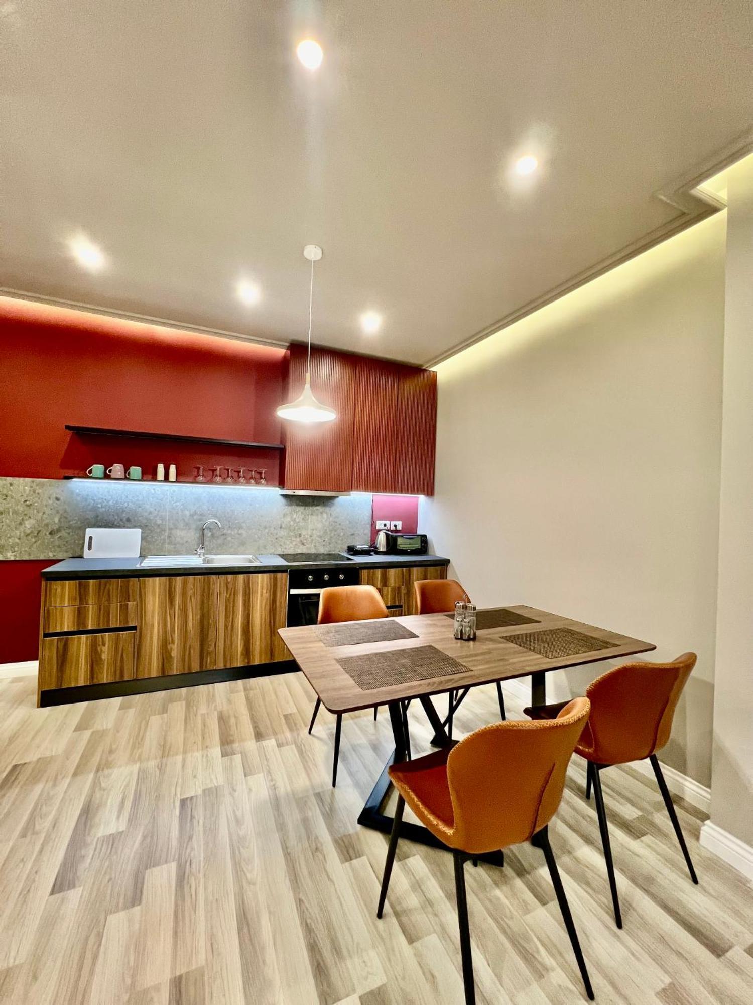 Spiranca Luxury Suites Tirana Extérieur photo