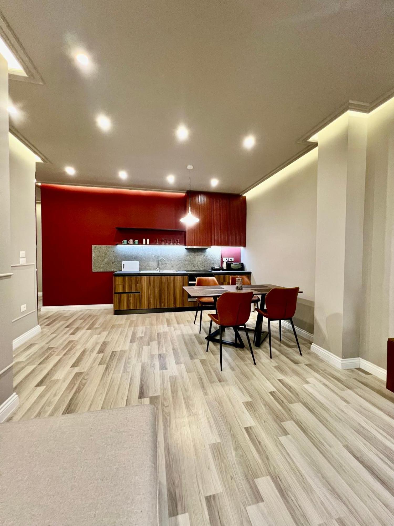 Spiranca Luxury Suites Tirana Chambre photo