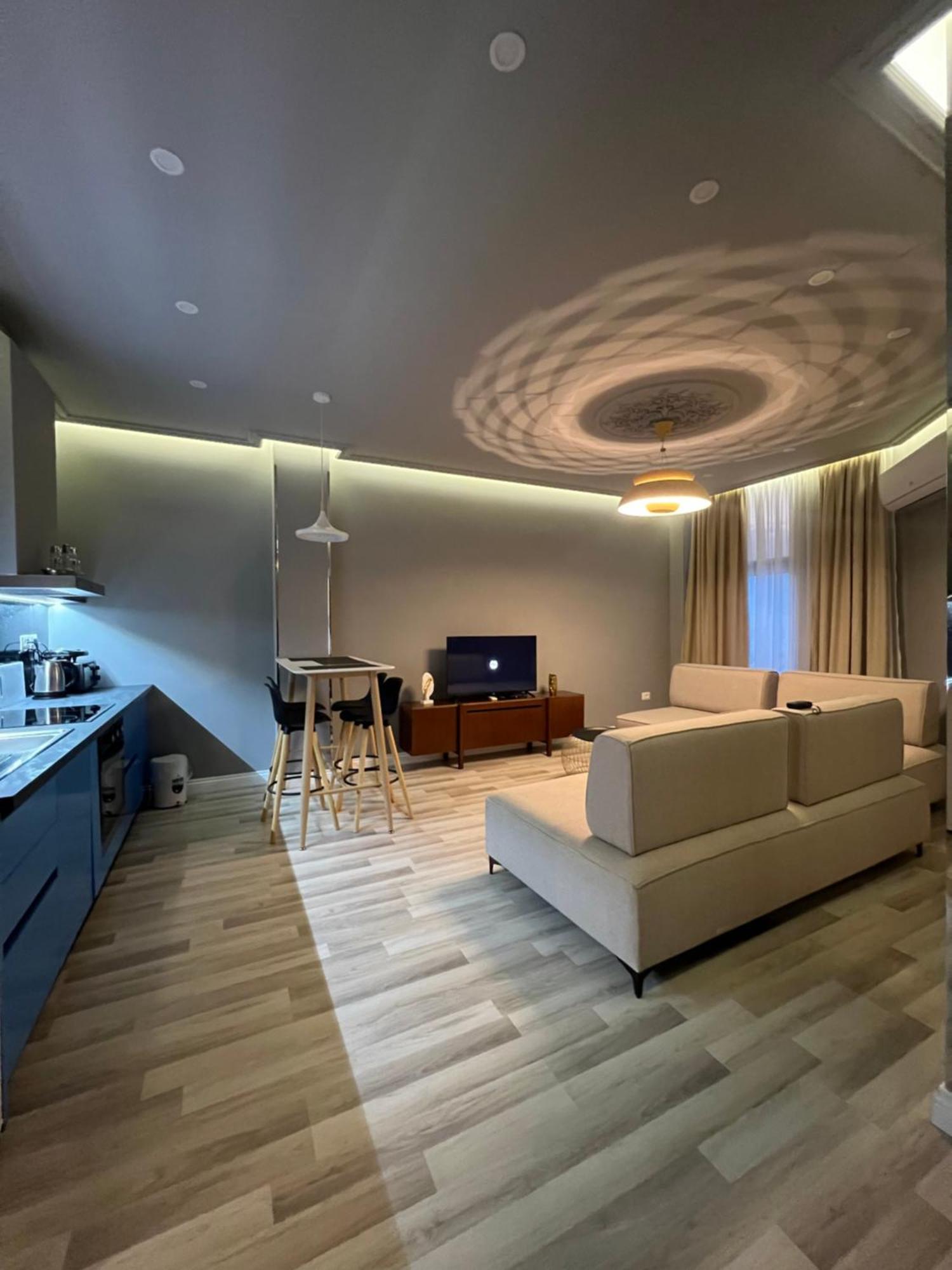 Spiranca Luxury Suites Tirana Chambre photo