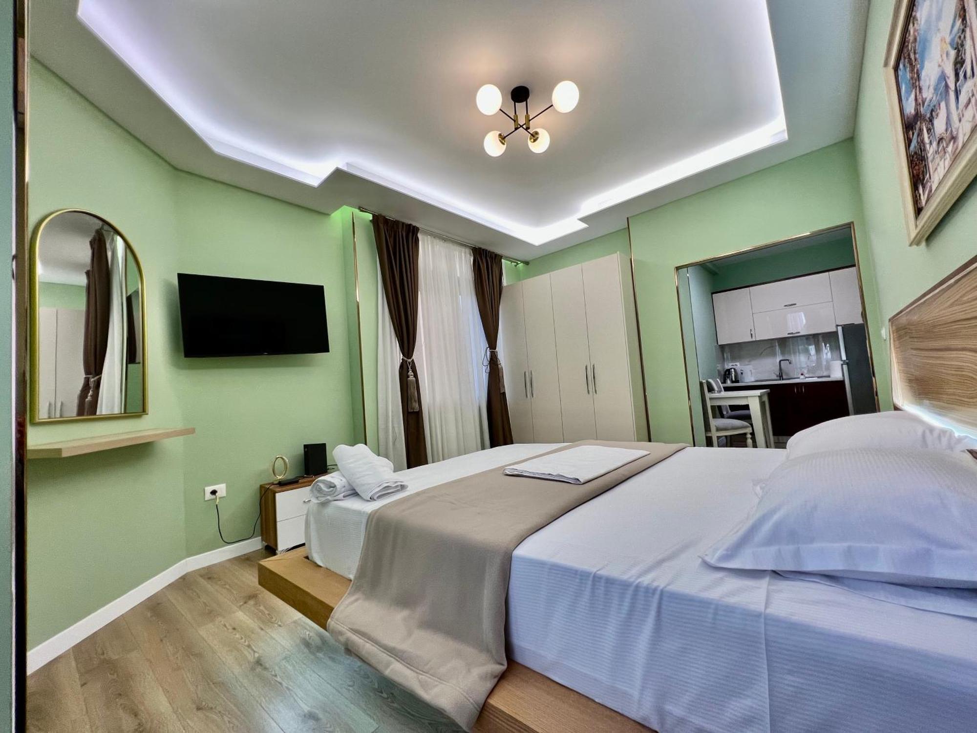 Spiranca Luxury Suites Tirana Chambre photo